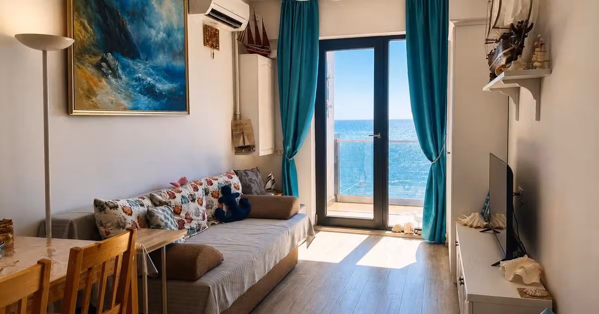 Apartament de vânzare cu 2 camere, mobilat în Mamaia-Sat