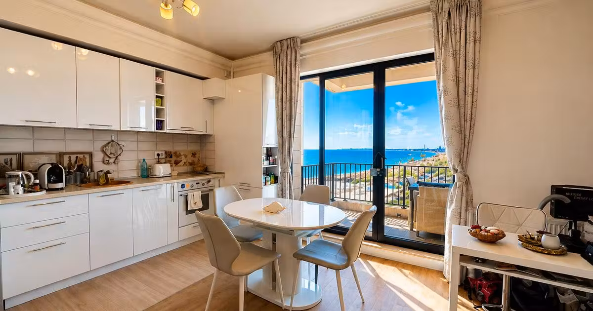Apartament de vânzare cu 2 camere, mobilat în Mamaia-Sat