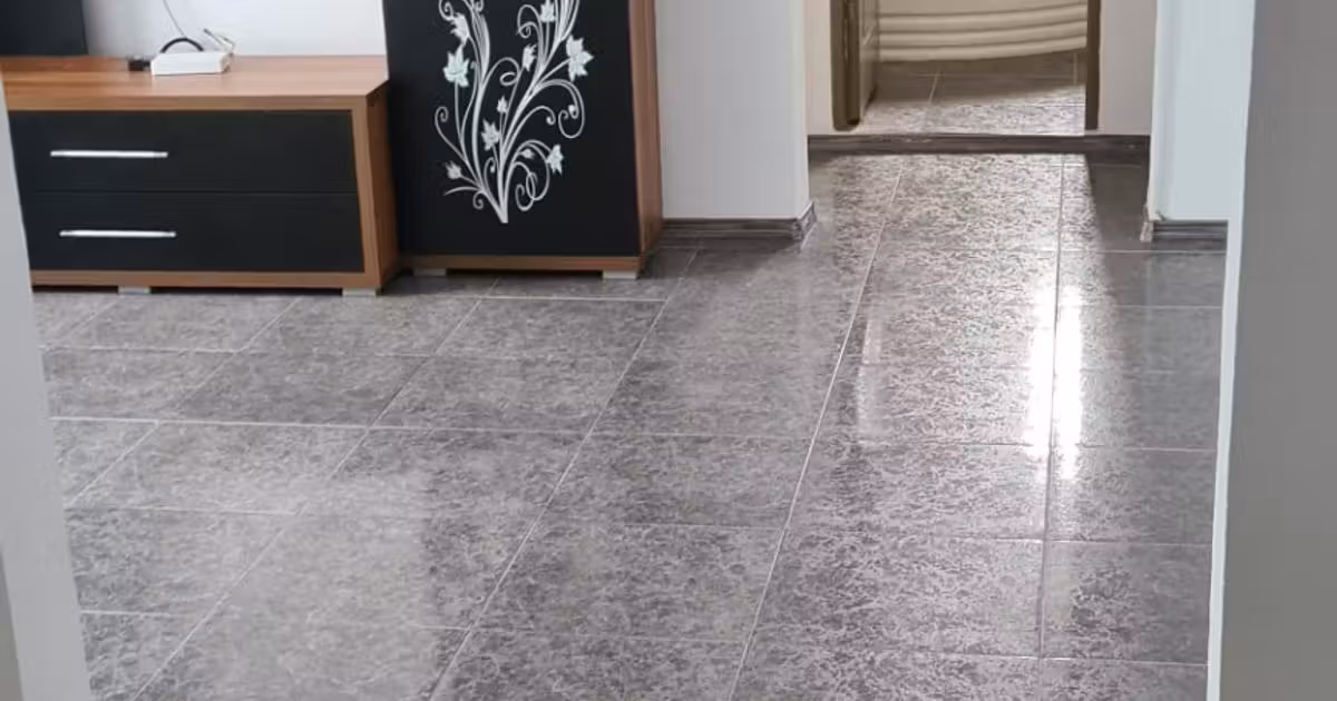 Apartament de vânzare cu 3 camere în zona Dorobanți, Brăila