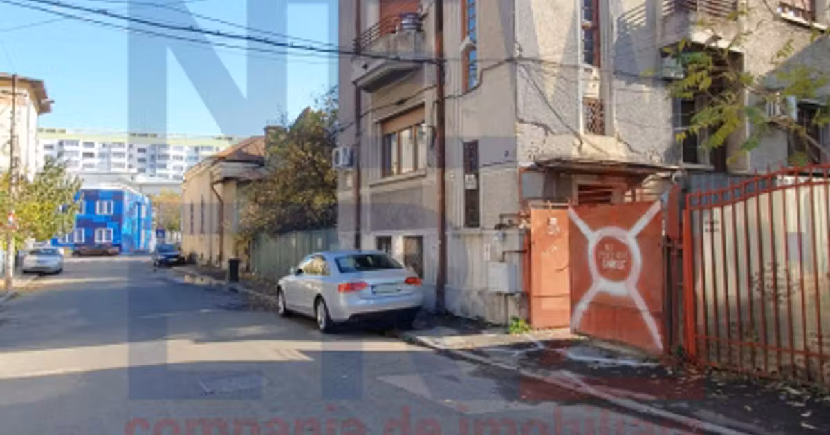 Apartament de vânzare cu 4 camere, mobilat în zona Unirii, Sector 3