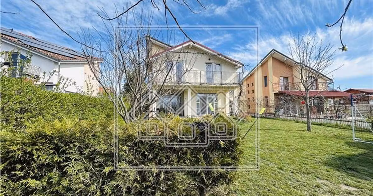 Casă individuală de vânzare cu 4 camere în Șura Mică