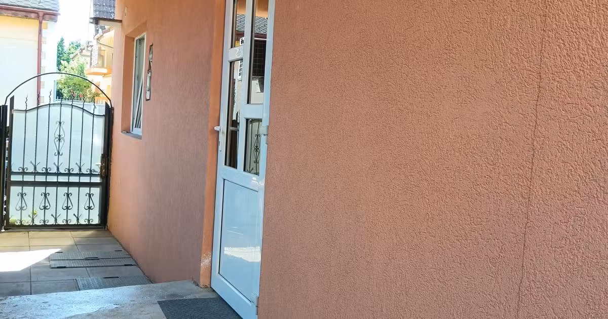 Casă individuală de vânzare cu 2 camere în zona Autogară, Târgu Mureș