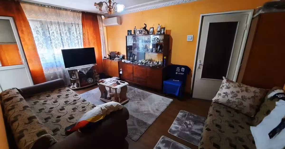 Apartament de vânzare cu 2 camere în zona Viziru 1, Brăila