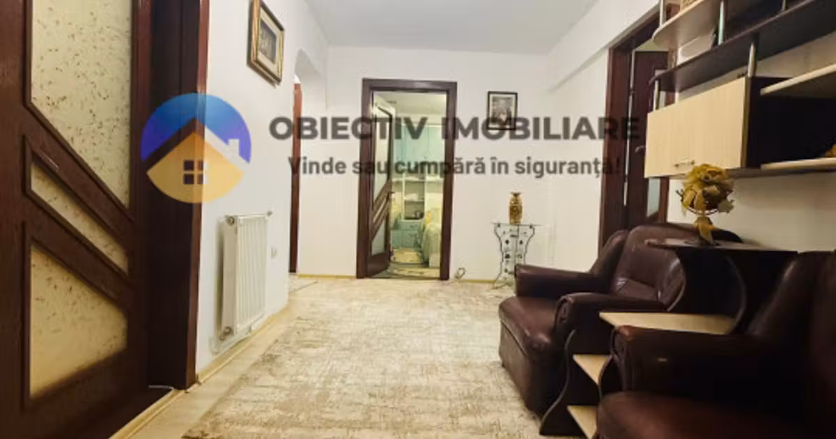 Apartament de vânzare cu 3 camere în zona Calea Romanului, Piatra-Neamț