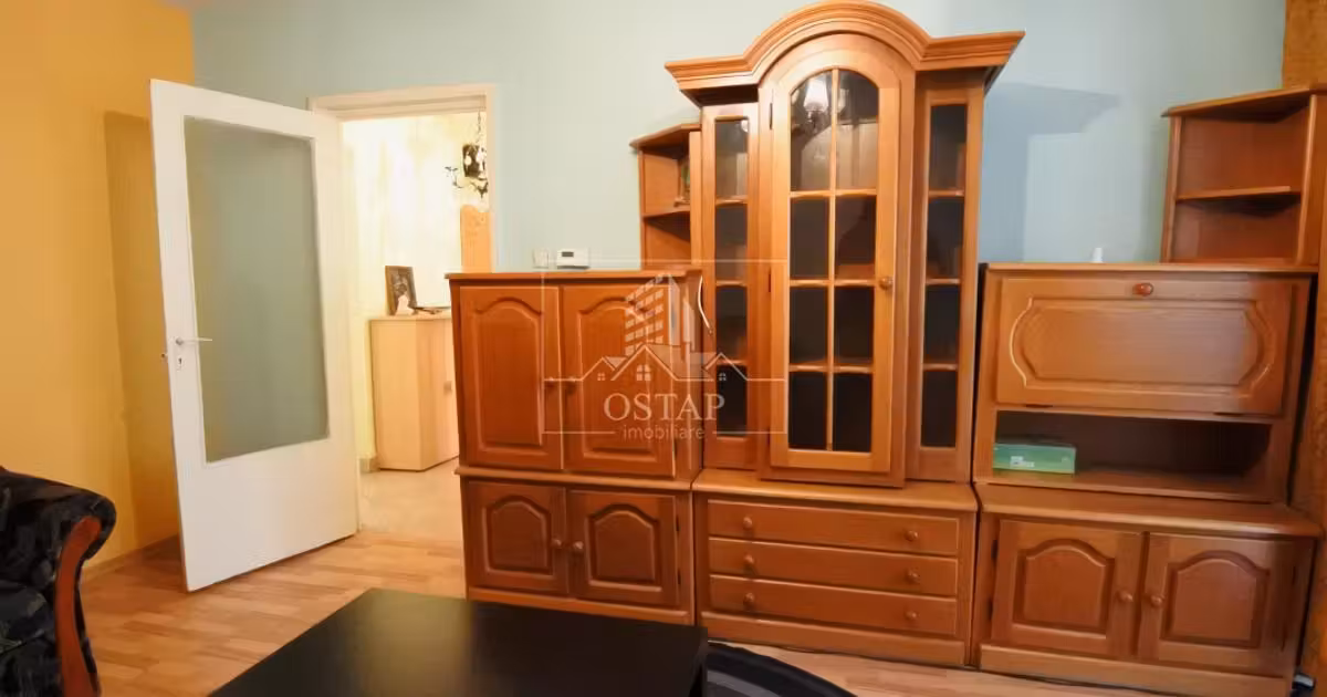 Apartament de vânzare cu 3 camere, mobilat în zona Nord, Bacău