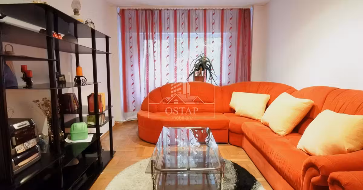 Apartament de vânzare cu 3 camere în zona Bistrița Lac, Bacău