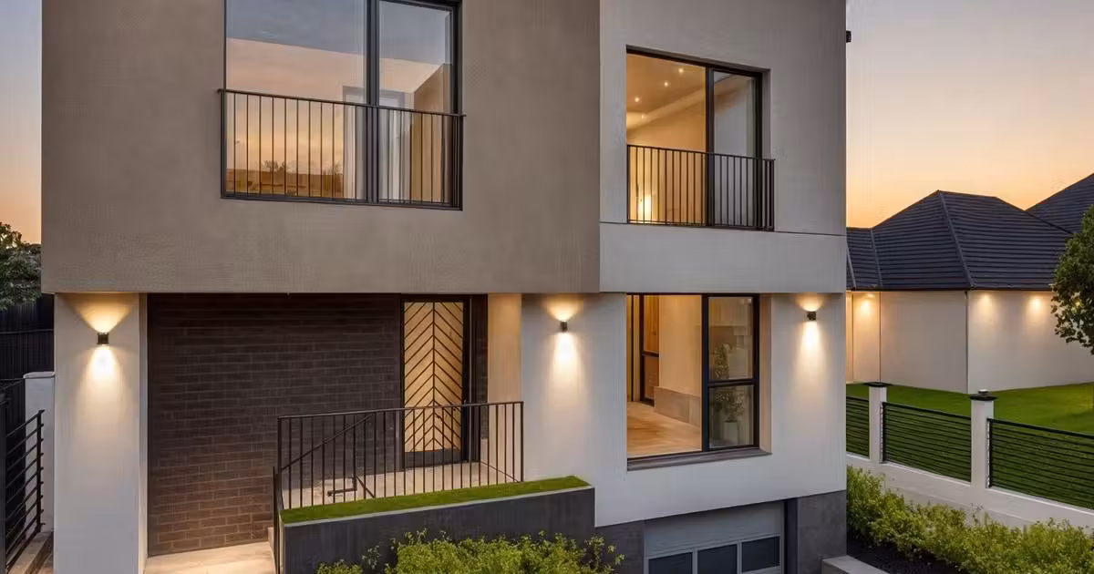 Duplex de vânzare cu 4 camere în zona Central, Zalău