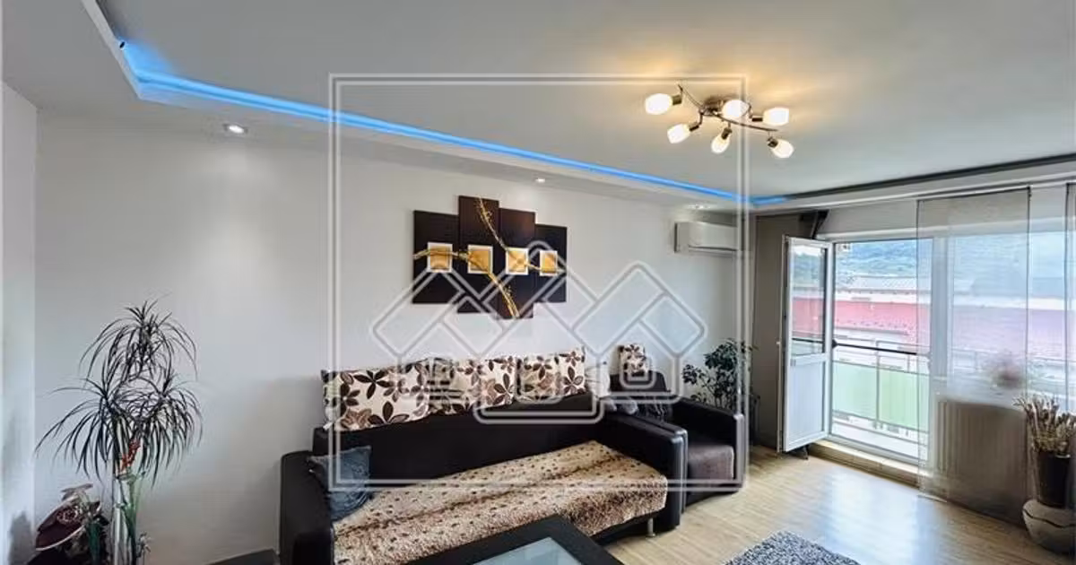 Apartament de vânzare cu 3 camere în Cisnădie