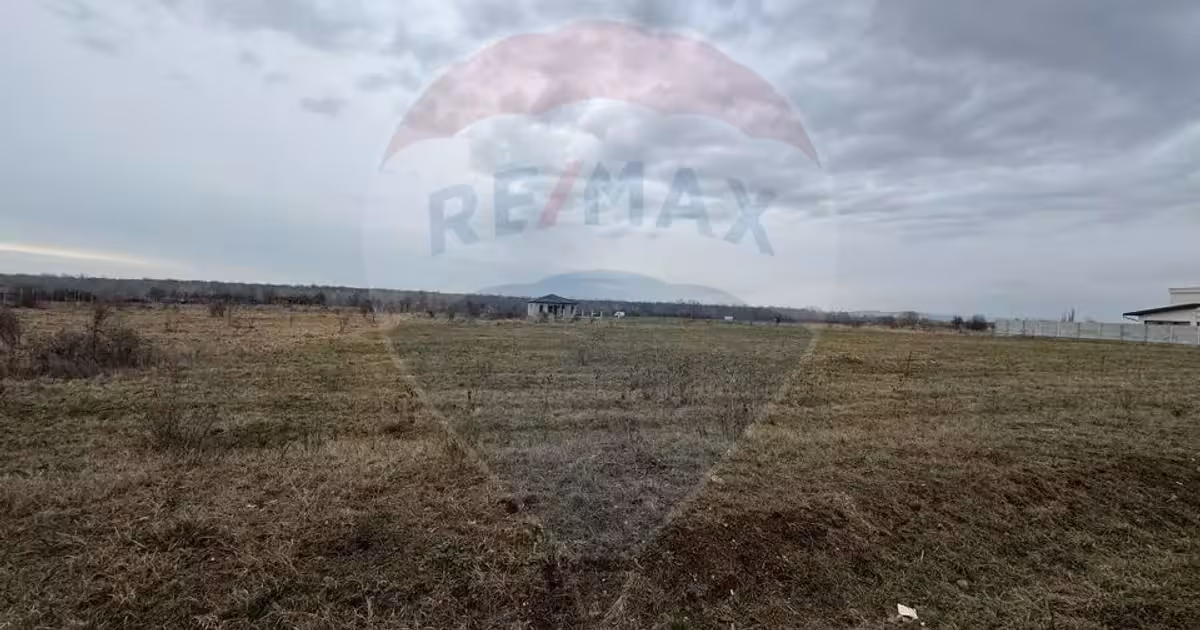 Teren Construcții intravilan de vânzare de 750 mp, în Fântânele