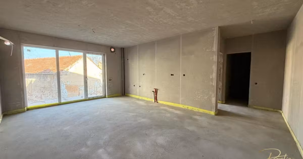Apartament de vânzare cu 2 camere în zona Cetății, Oradea