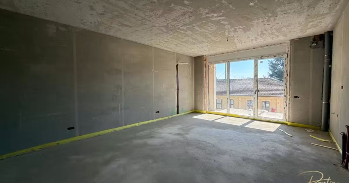 Apartament de vânzare cu 3 camere în zona Cetății, Oradea