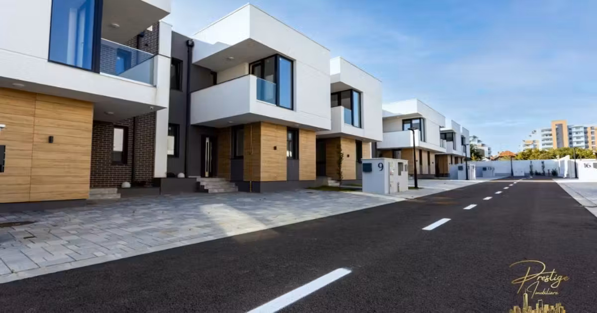 Duplex de vânzare cu 5 camere în zona Seleuș, Oradea