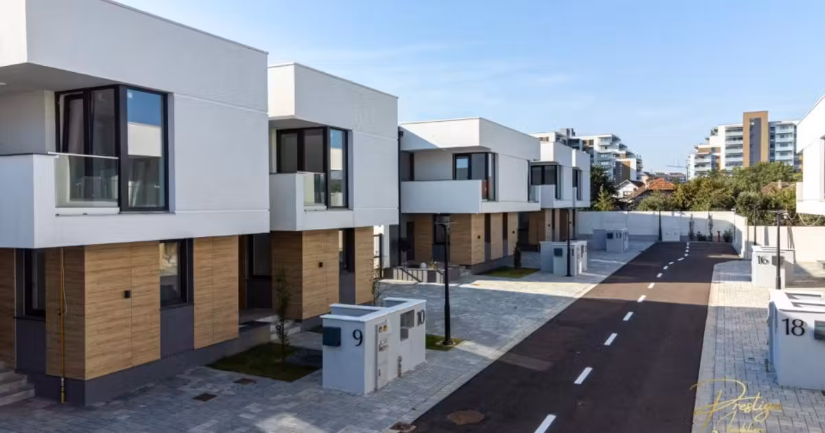 Duplex de vânzare cu 4 camere în zona Nufărul, Oradea