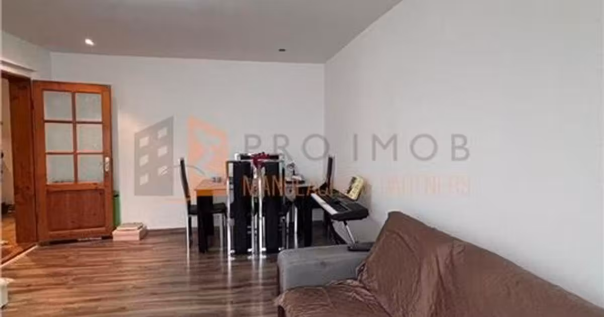 Apartament de vânzare cu 3 camere, mobilat în zona Micro 3, Buzău