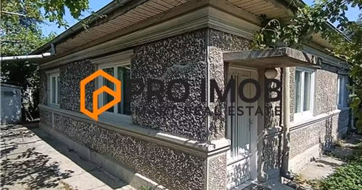 Casă individuală de vânzare cu 4 camere în zona 1 Decembrie, Buzău
