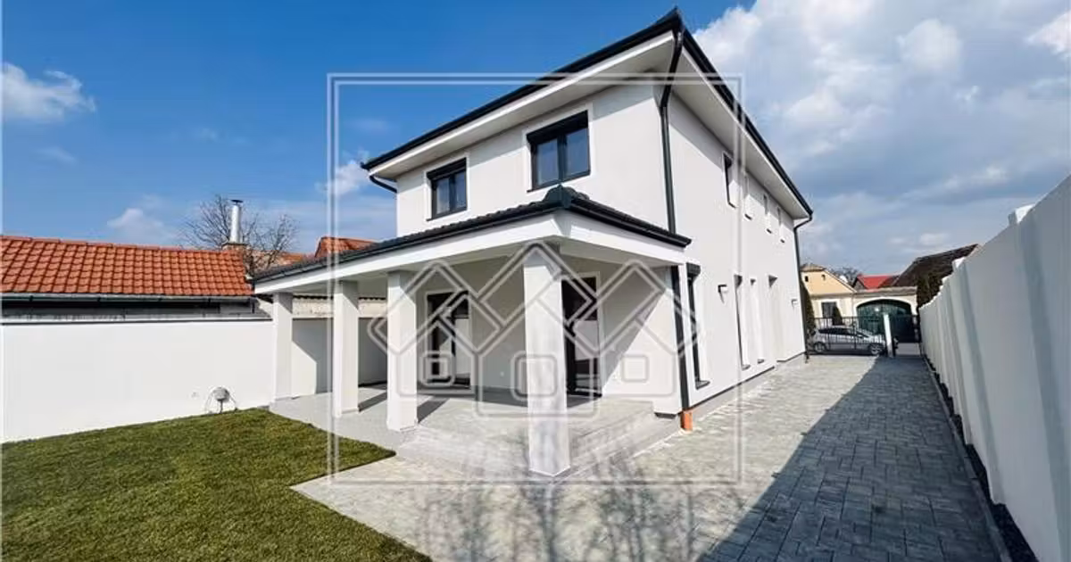Casă individuală de vânzare cu 4 camere în Șelimbăr