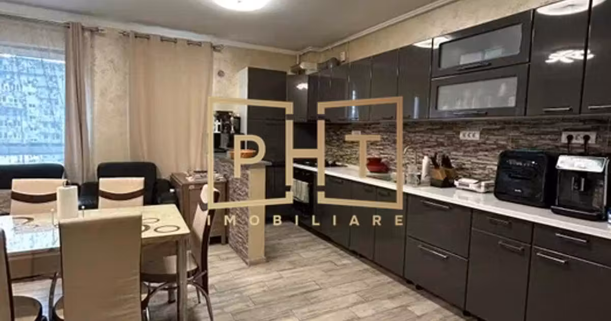 Apartament de vânzare cu 4 camere, mobilat în Florești