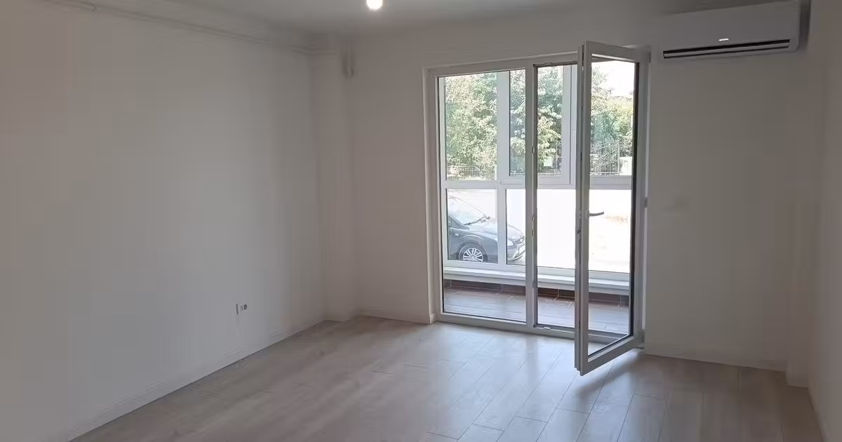 Apartament de vânzare cu 2 camere în Valea Lupului