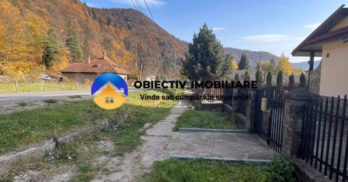Casă individuală de vânzare cu 6 camere în Tarcău