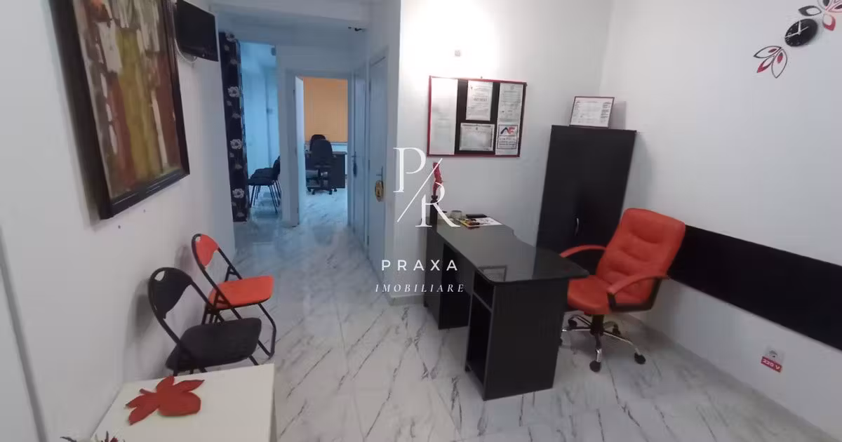 Spațiu comercial de vânzare de 50.00 mp, în Florești