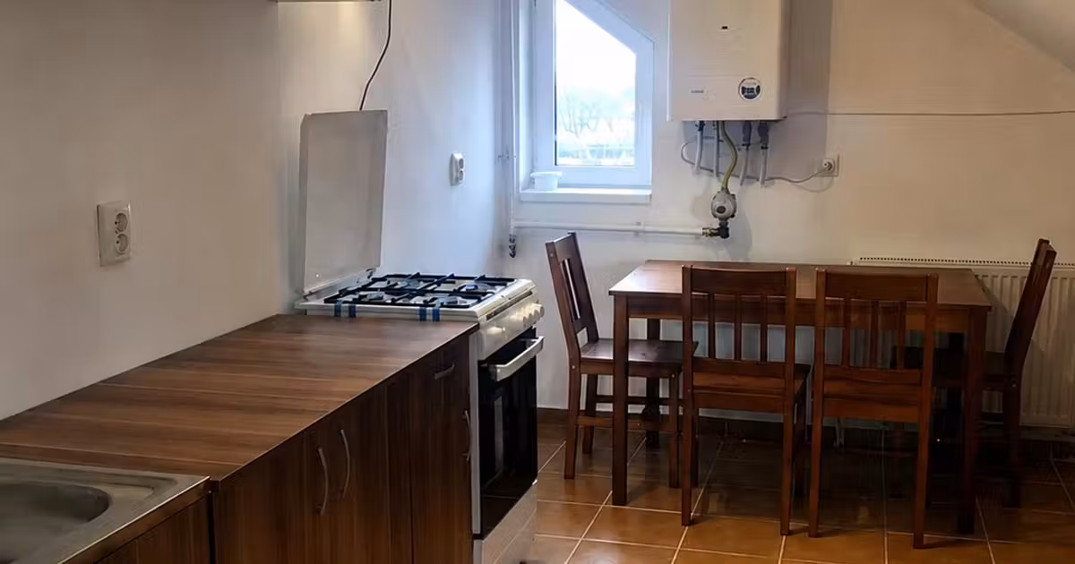 Apartament de vânzare cu 2 camere, mobilat în Florești