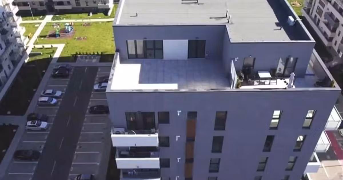 Apartament de vânzare cu 4 camere în zona Bălcescu, Târgu Mureș