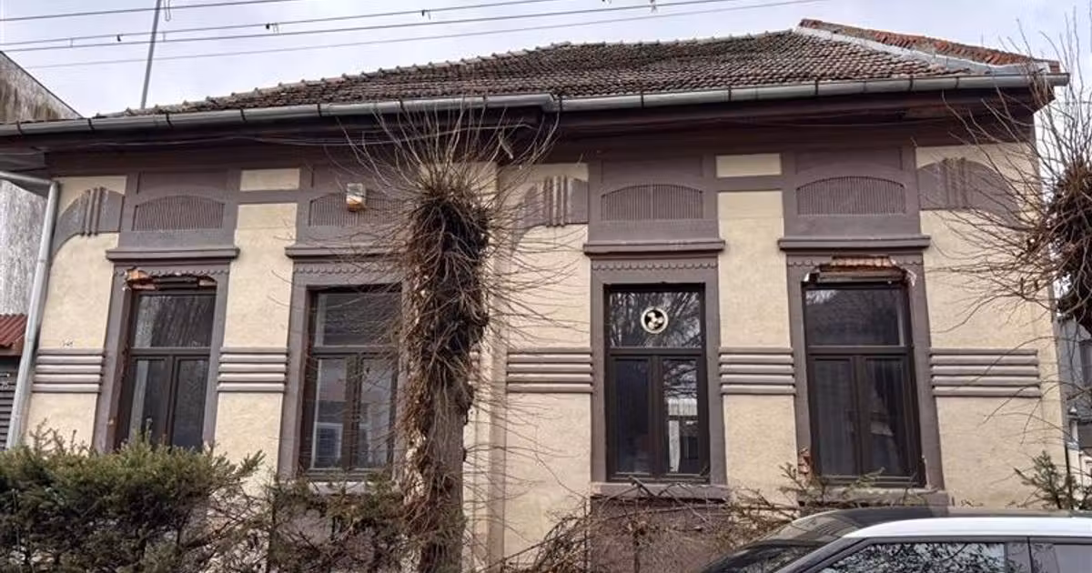 Casă de vânzare cu 4 camere în zona Central, Târgu Mureș