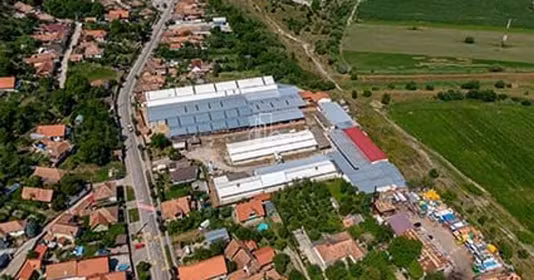 Spațiu comercial Est