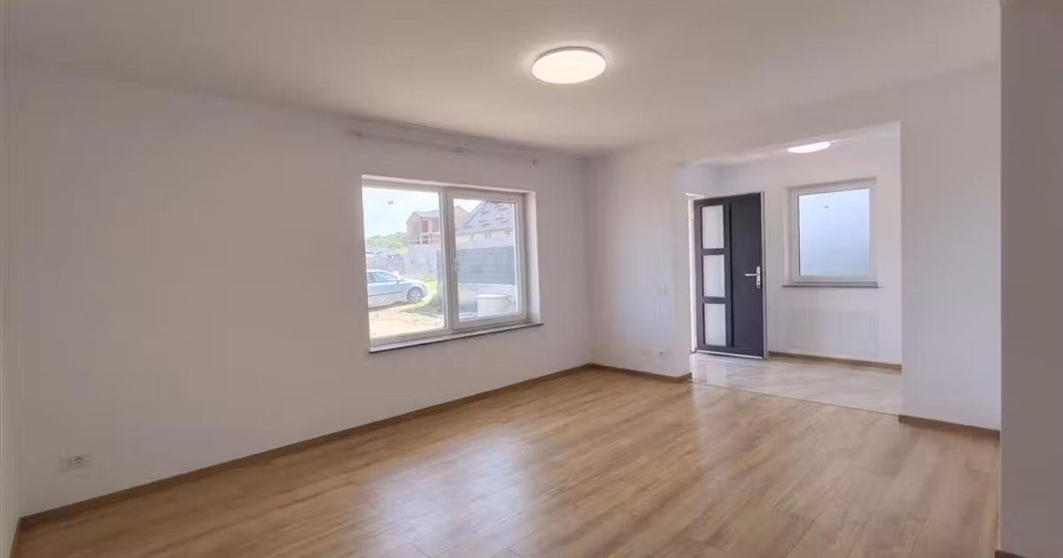 Duplex de vânzare cu 4 camere în Ipotești