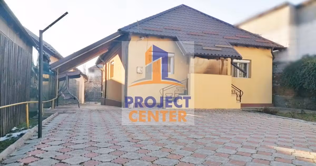 Casă individuală de vânzare cu 3 camere, mobilată în zona Ultracentral, Pitești