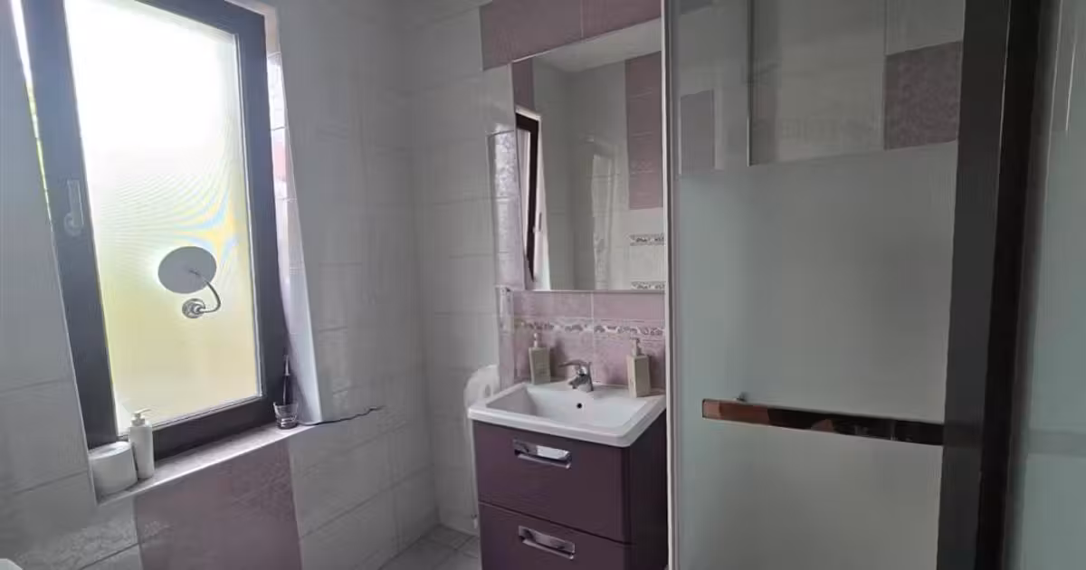 Casă individuală de vânzare cu 4 camere, mobilată în Sfântu Ilie