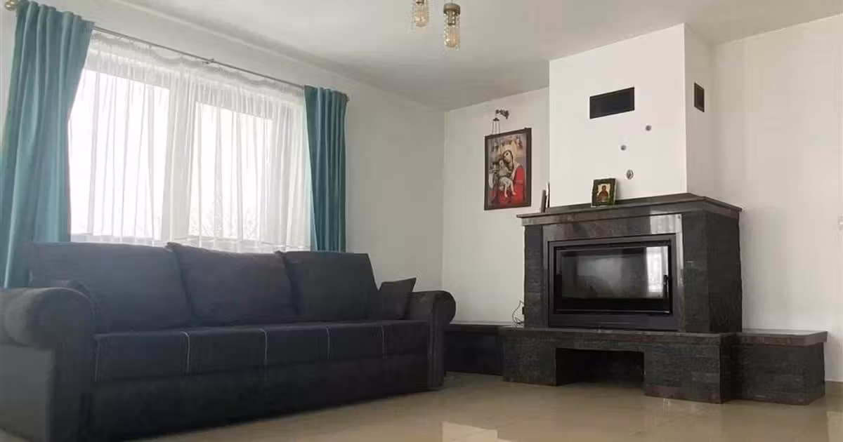 Casă individuală de vânzare cu 5 camere, mobilată în Sfântu Ilie