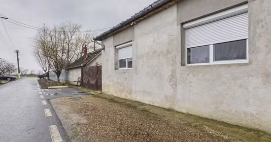 Casă Nădab