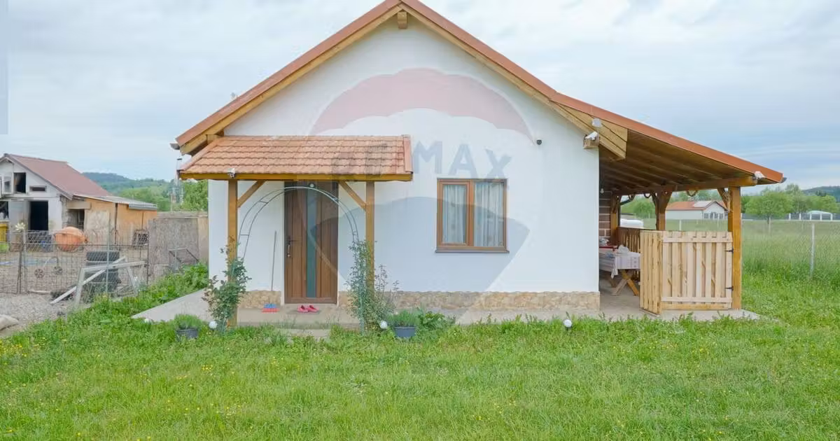 Teren Construcții intravilan de vânzare de 2551 mp, în Acriș