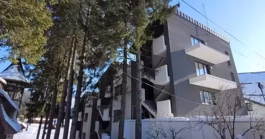 Apartament Clăbucet