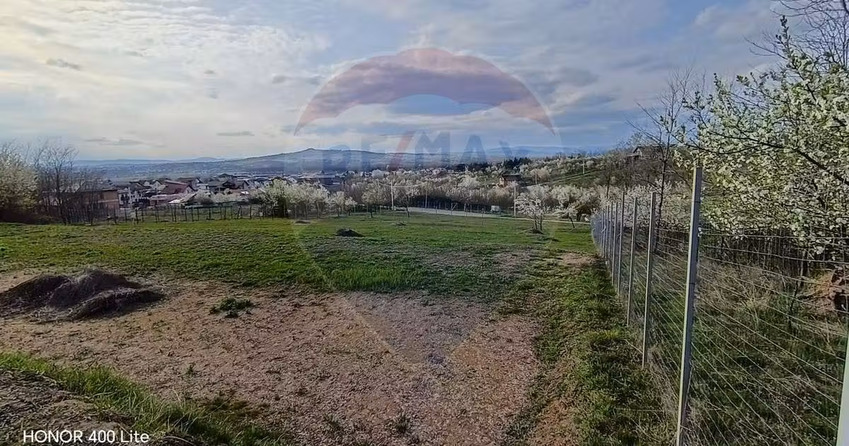 Teren Construcții intravilan de vânzare de 1423 mp, în Păulești