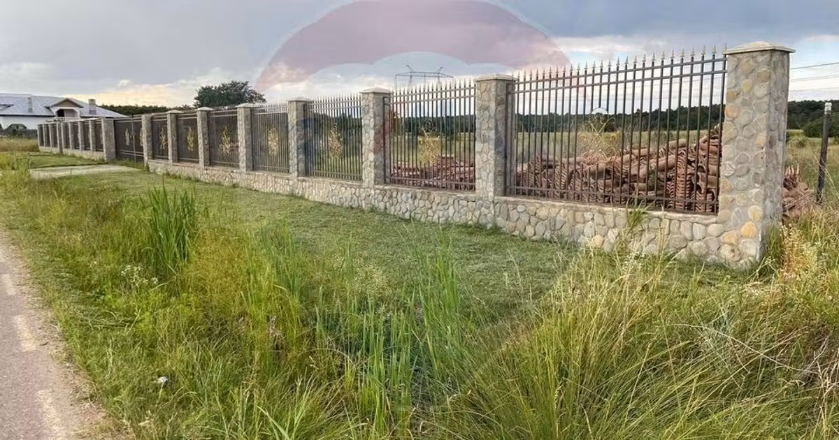 Teren Construcții intravilan de vânzare de 4000 mp, în zona Nord-Vest, Târgoviște