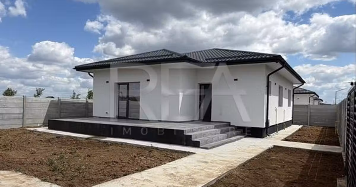 Casă individuală de vânzare cu 4 camere în Olteni