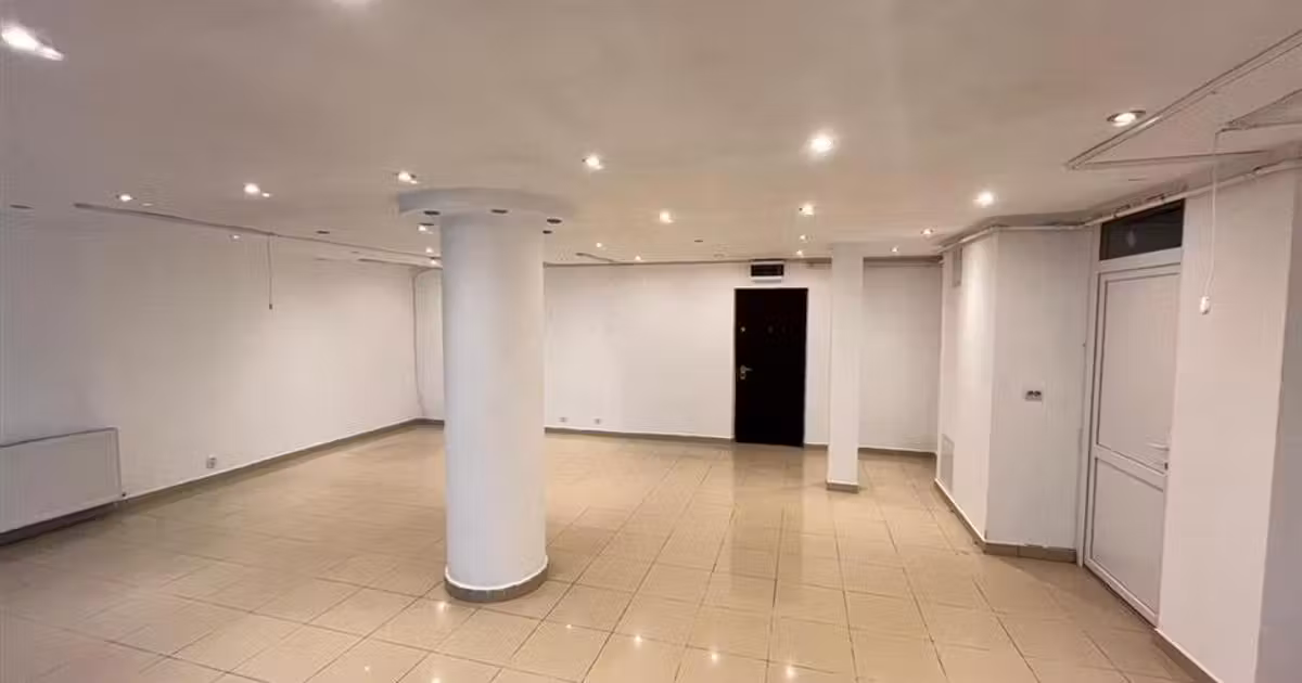 Spațiu comercial de vânzare 83 mp în zona Griviței, Brașov