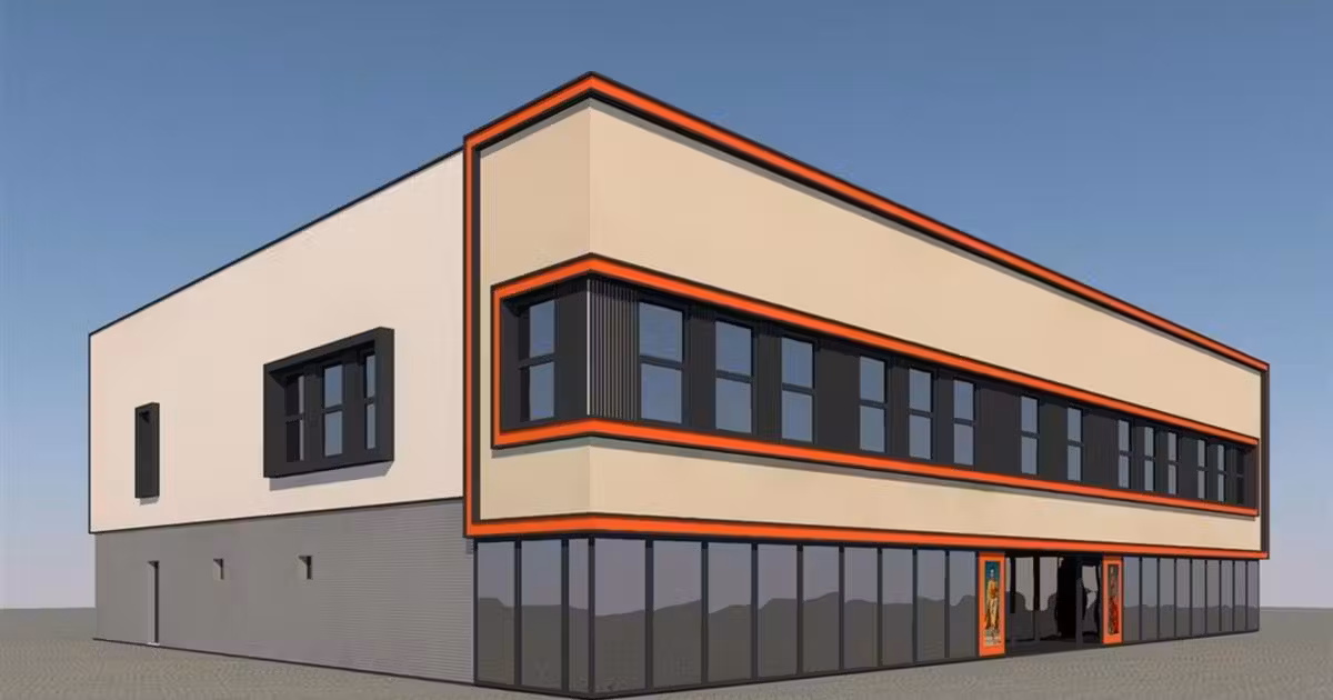 Spațiu comercial de vânzare de 1,400 mp, în Târgu Secuiesc