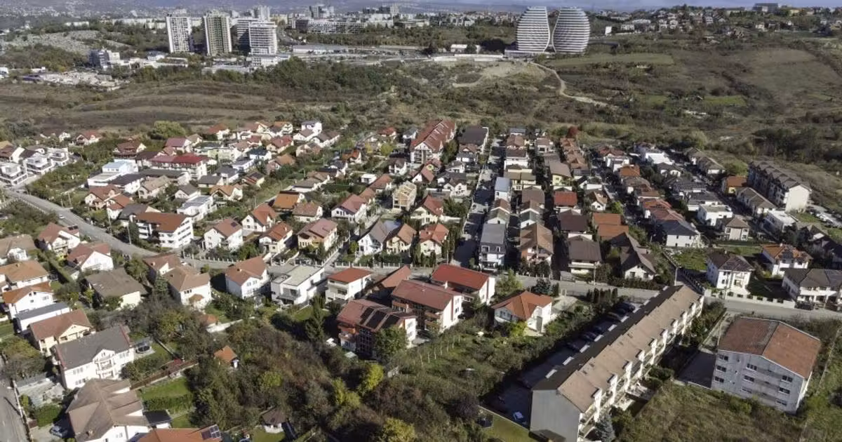 Teren Construcții intravilan de vânzare de 2151 mp, în zona Mănăștur, Cluj-Napoca