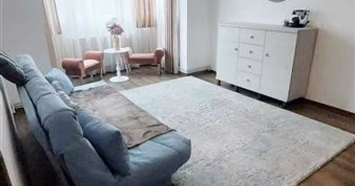 Apartament de vânzare cu 2 camere, mobilat în zona Centrul Civic, Brașov