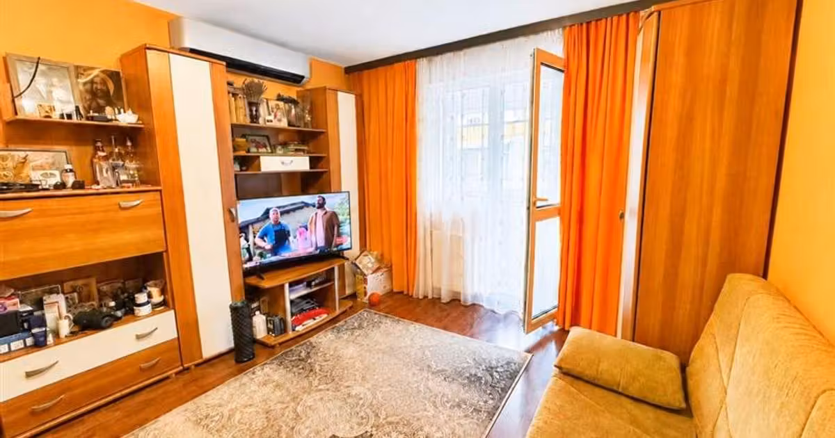 Apartament de vânzare cu 2 camere, mobilat în zona Noua, Brașov