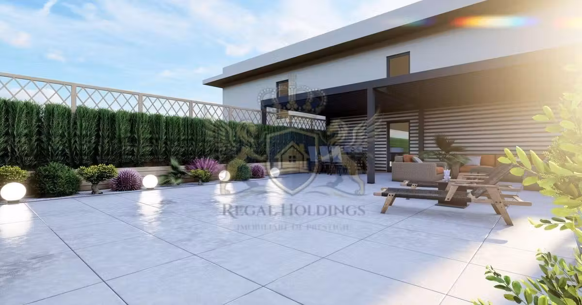 Apartament de vânzare cu 5 camere în zona Tractorul, Brașov