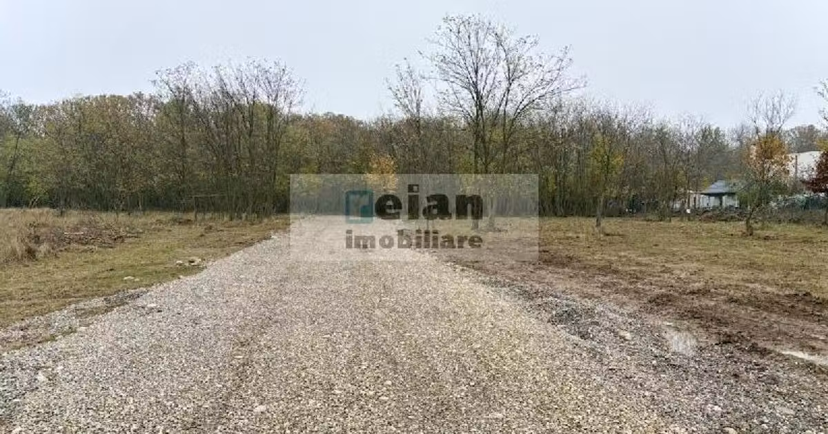 Teren Construcții intravilan de vânzare de 668 mp, în Ciofliceni