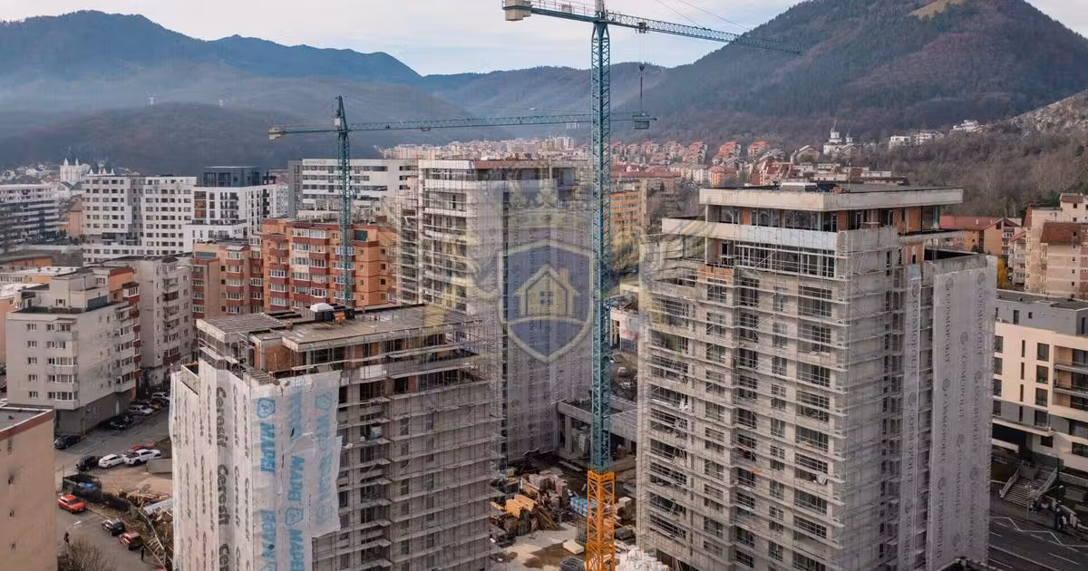Apartament de vânzare cu 2 camere în zona Răcădău, Brașov