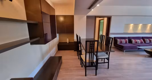 Apartament 9 Mai