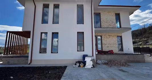 Casă Chinteni