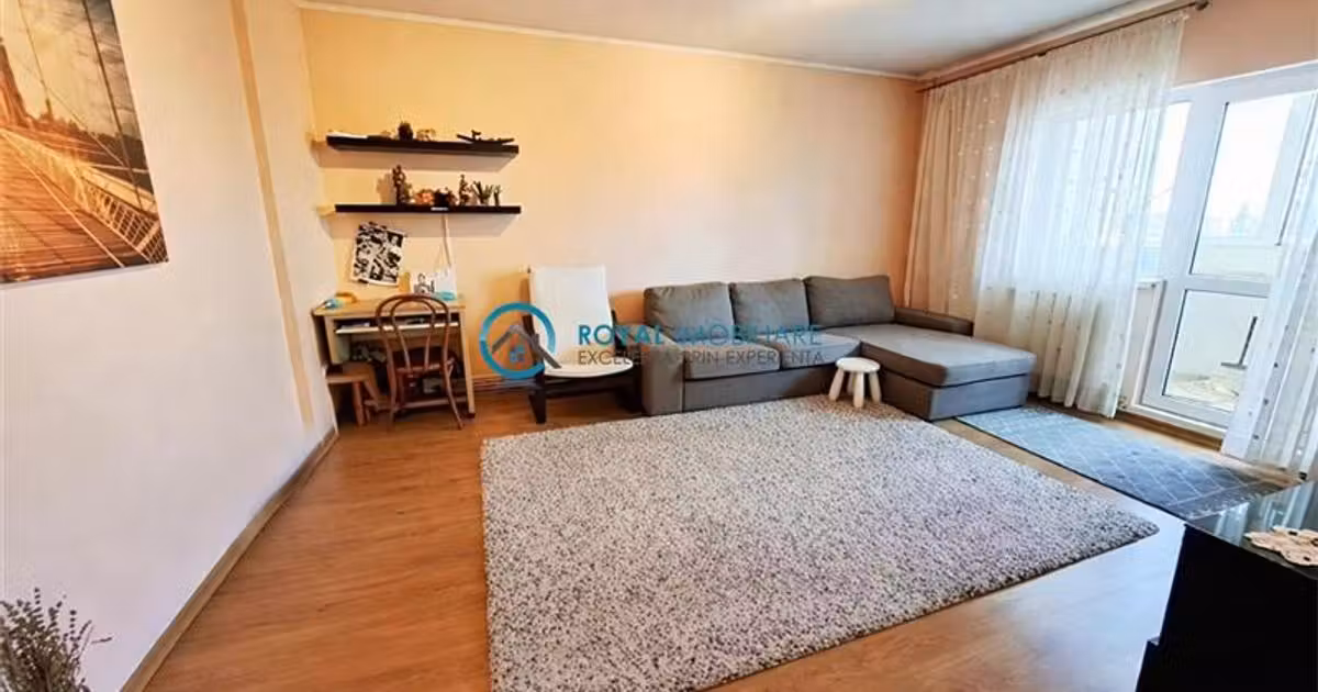 Apartament de vânzare cu 3 camere, mobilat în zona Cantacuzino, Ploiești