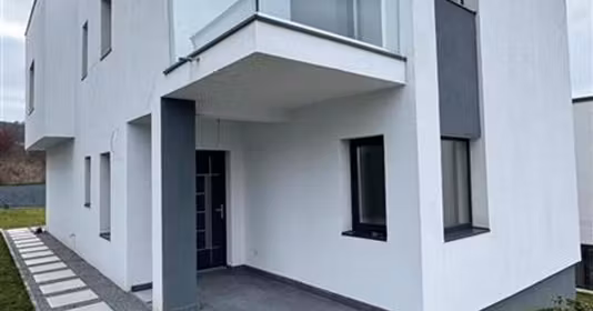 Casă Florești